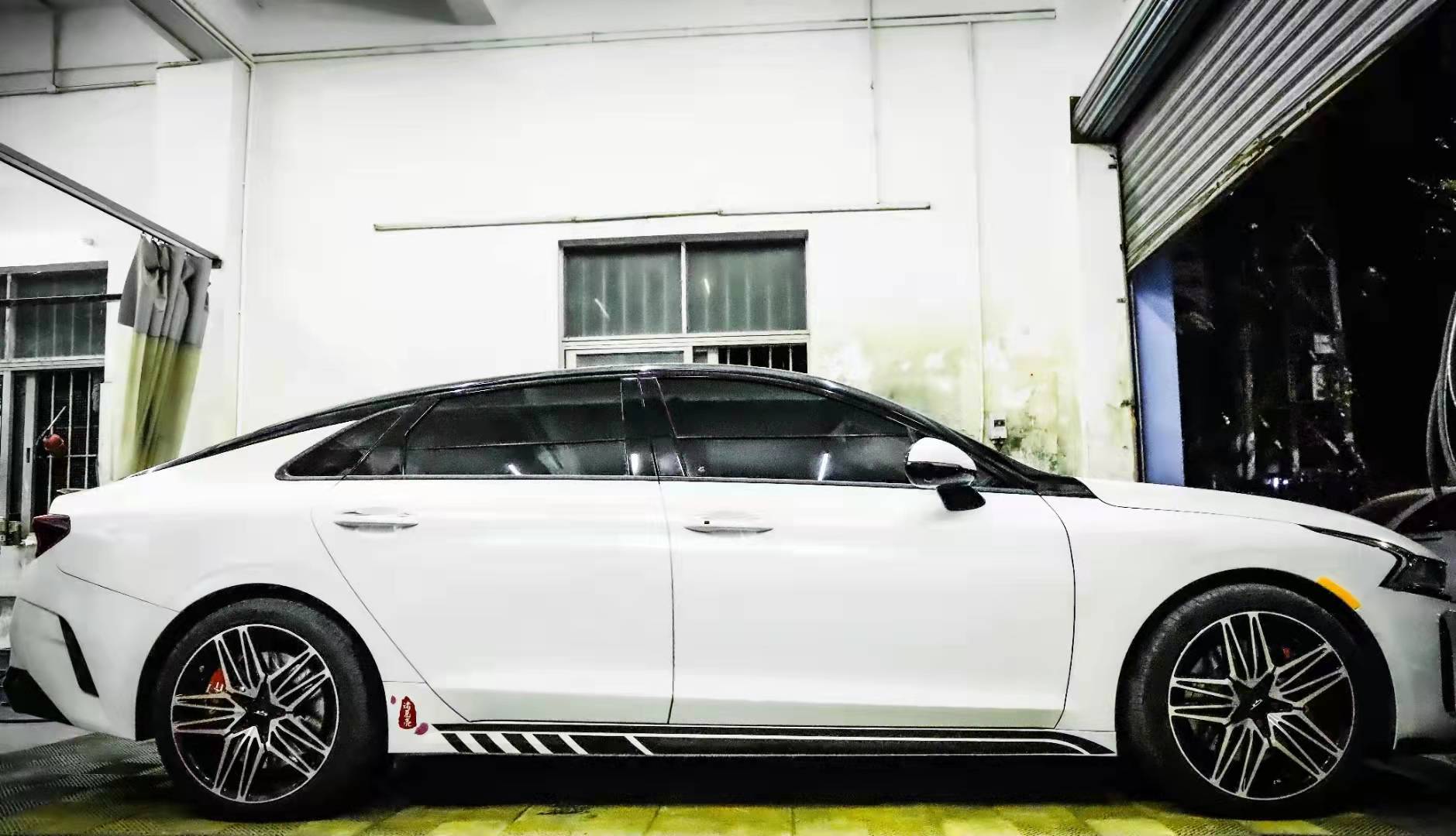 K5 凱酷高顏值、高性能，重新定義B級(jí)車(chē)體驗(yàn)標(biāo)桿！改裝亦不能少